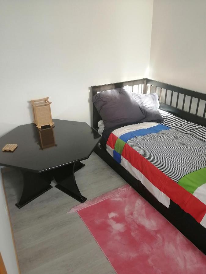 Апартаменты Petit Cocon Pour 1 Personne Аржантей Экстерьер фото